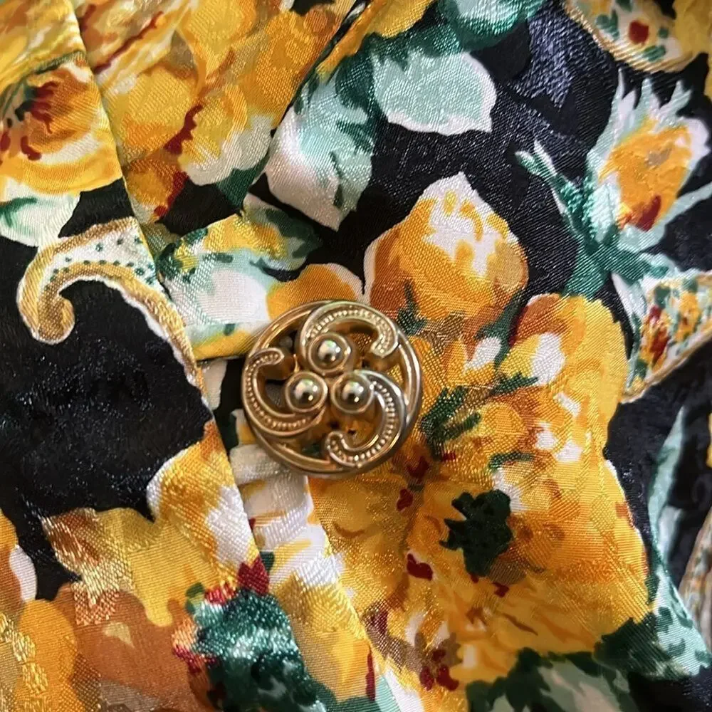 Leslie Fay Vibrant Floral Black Yellow Green Jacket Size 18 - Picture 9 of 9